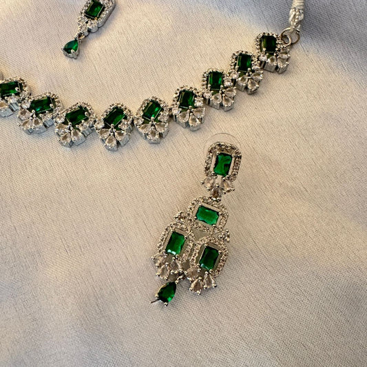 Premium Silver-Plated Emerald Choker Necklace Set with Dangle Earrings