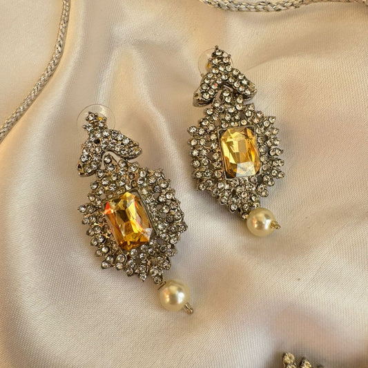 Antique Silver Finish Multi-Layer Pearl Choker Necklace Set