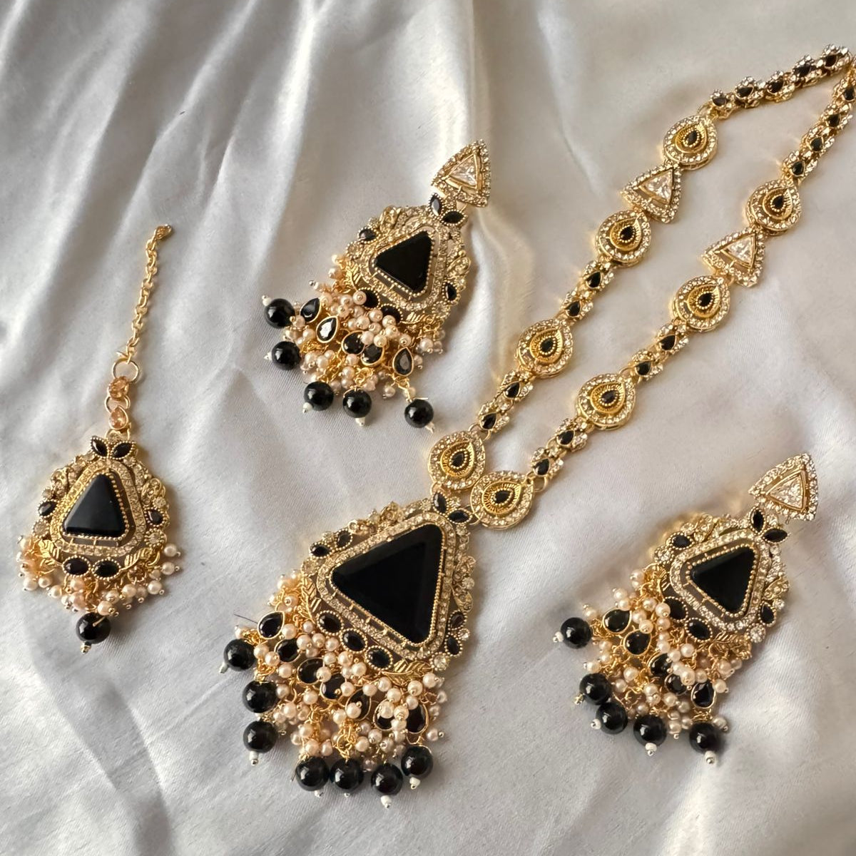 Elegant Gold-Plated Kundan Triangle Stone Necklace, Earrings & Tikka set