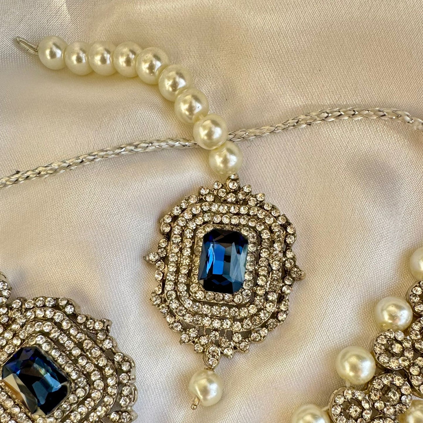 Antique Silver Finish Polki Style with Pearls Choker Necklace Set