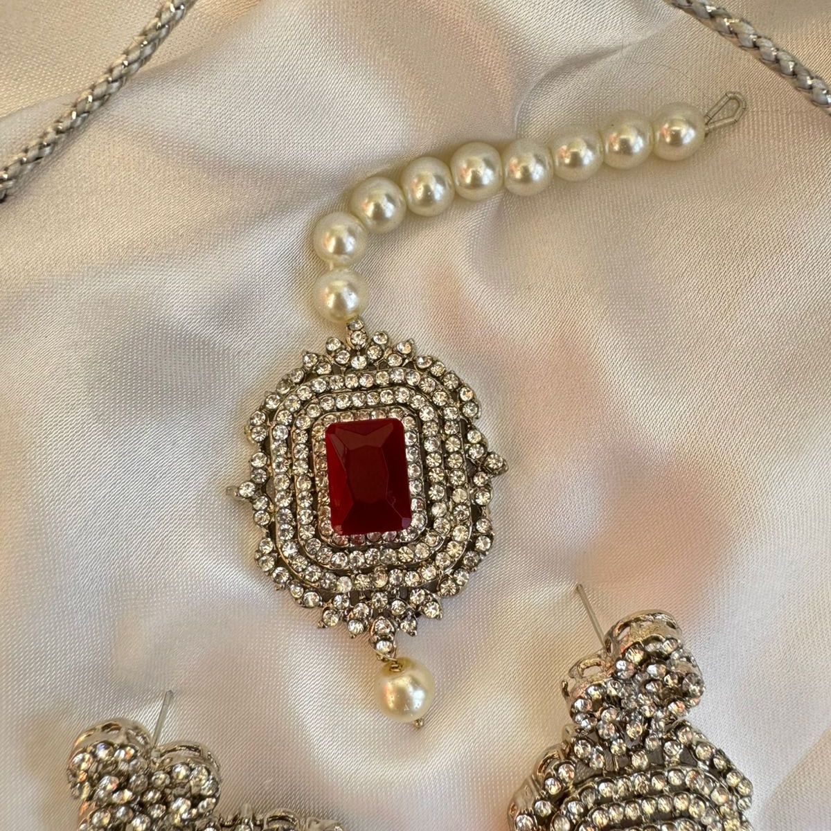 Antique Silver Finish Polki Style with Pearls Choker Necklace Set
